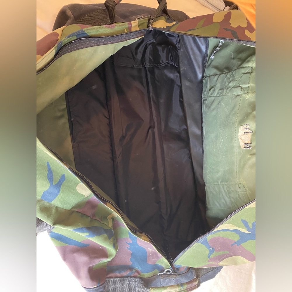 LL Bean rolling duffel bag luggage camo XL monogrammed carry durable travel - Picture 5 of 8